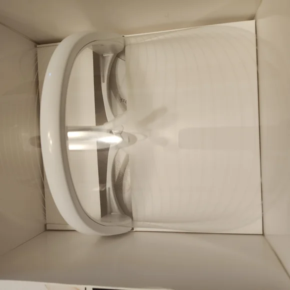 7 Color LED Wavelength Light Mask - Picture 4 of 11